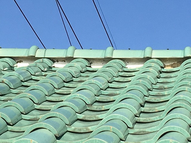 漆喰の経年劣化が進行